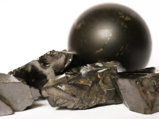 Edelschungit Anhänger