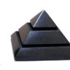 Schungit Sakkara Pyramide 5x5cm (poliert)