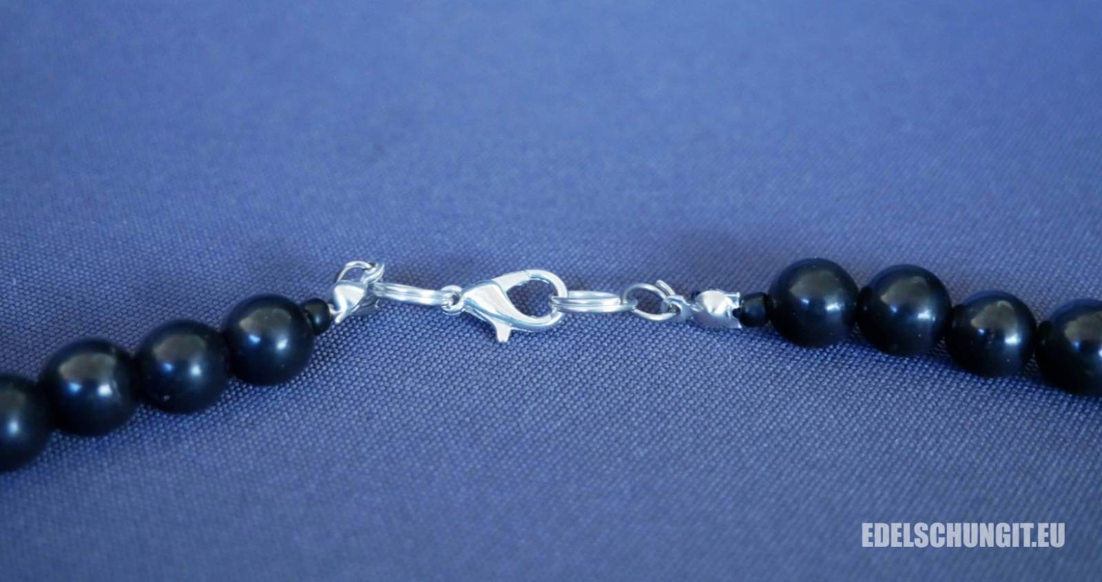 Würfel 9 mm.poliert /Zertifikat Schungit & Shungit Halskette 60 cm Perlen Ø 8 
