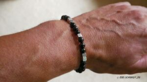 Armband aus Lava & Schungit