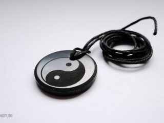 yin-yan-anhaenger-schungit vorschaubild