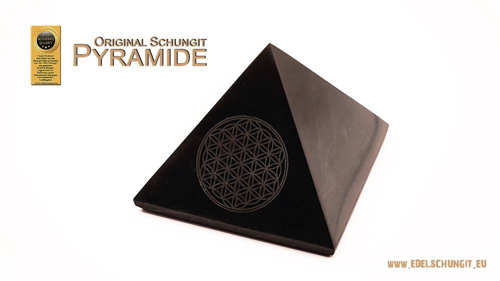 wirkung schungit pyramide mit lebensblume