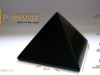 Schungit Pyramide 9cm poliert